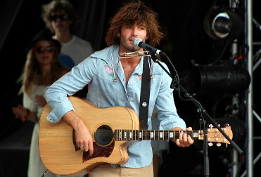 Angus & Julia Stone